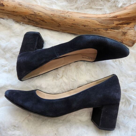 Cole haan black suede block heel pumps 8.5B - Picture 2 of 11